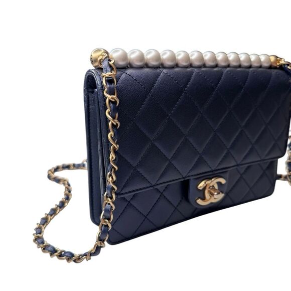 Chanel Iridescent Small Chic Pearls Flap Bag - Picture 3 of 13